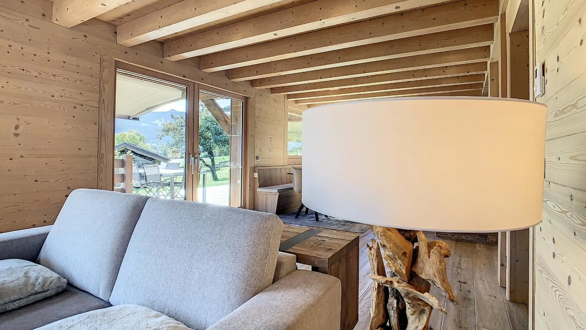 Duplex Neuf Avec Terrasse Face Au Mont Blanc, 3 Chambres Et Mezzanine, A 3 Km Du Centre De Combloux - Fr-1-560-65
