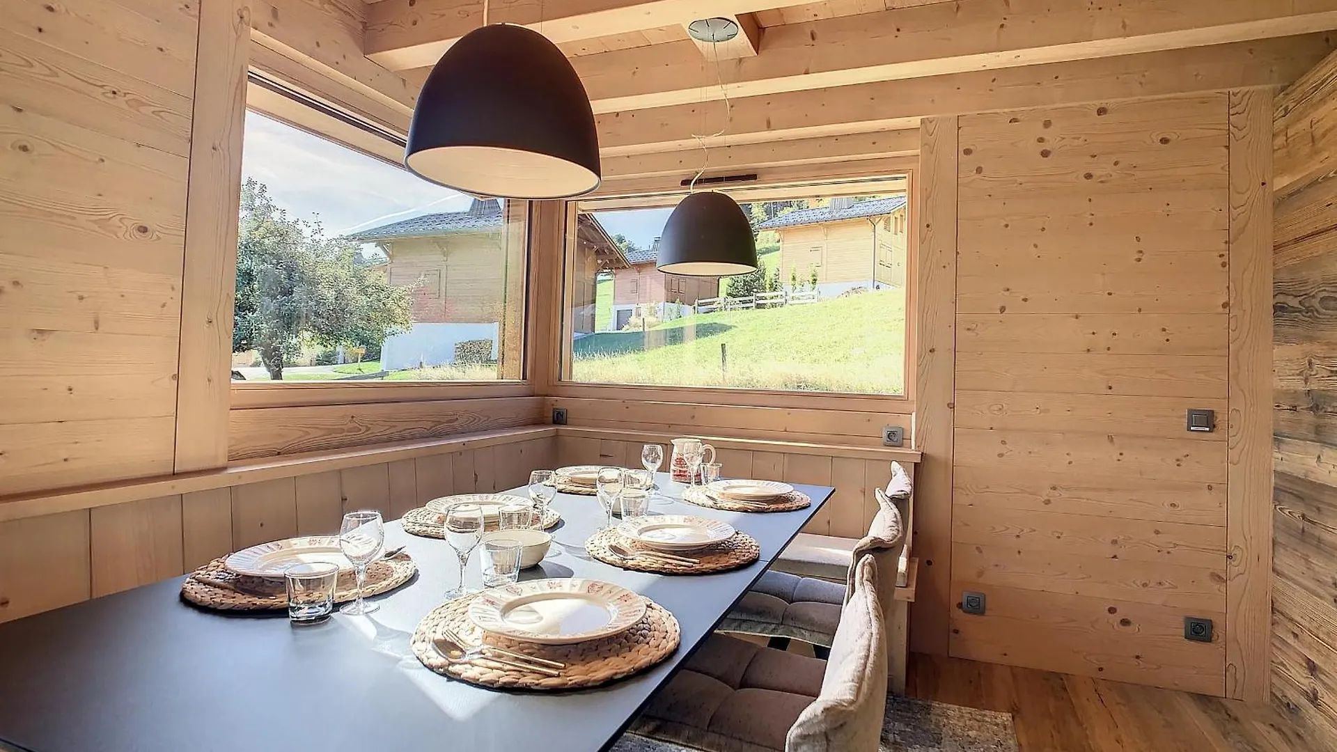 Duplex Neuf Avec Terrasse Face Au Mont Blanc, 3 Chambres Et Mezzanine, A 3 Km Du Centre De Combloux - Fr-1-560-65 Apartamento